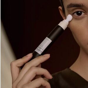 SKIN1004 Madagascar Centella Probio-Cica
Bakuchiol Eye Cream .67 Fl Oz NIB $29